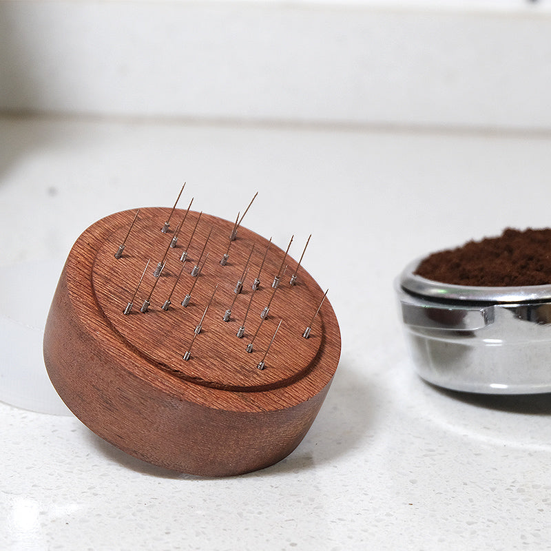 Rotary needle powder distributor coffee powder agglomeration cloth powder needle